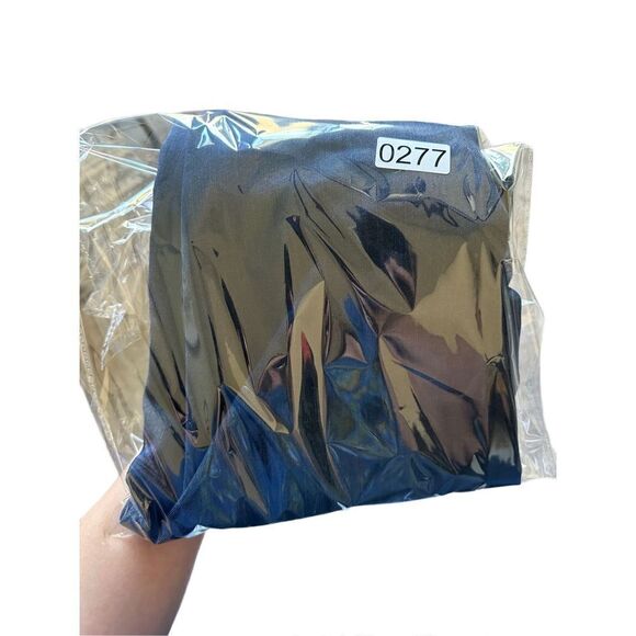 DL1961 Emma Skinny Medium Wash Jeans - Picture 11 of 11